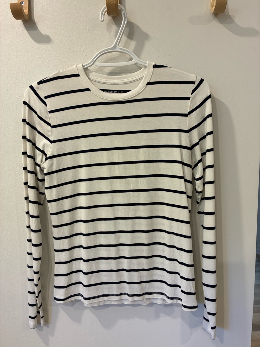 Reitmans Cream and Navy blue Striped Long-Sleeve Tee